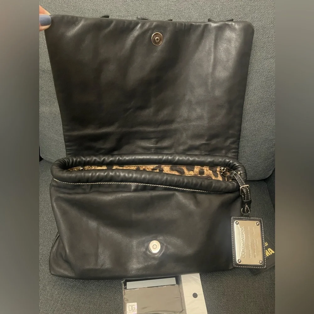 Dolce & Gabbana 2 in 1 - clutch & crossbody with tour preferred atrap - Picture 13 of 16